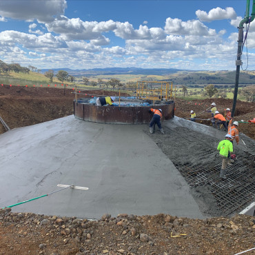 Turbine concrete pour